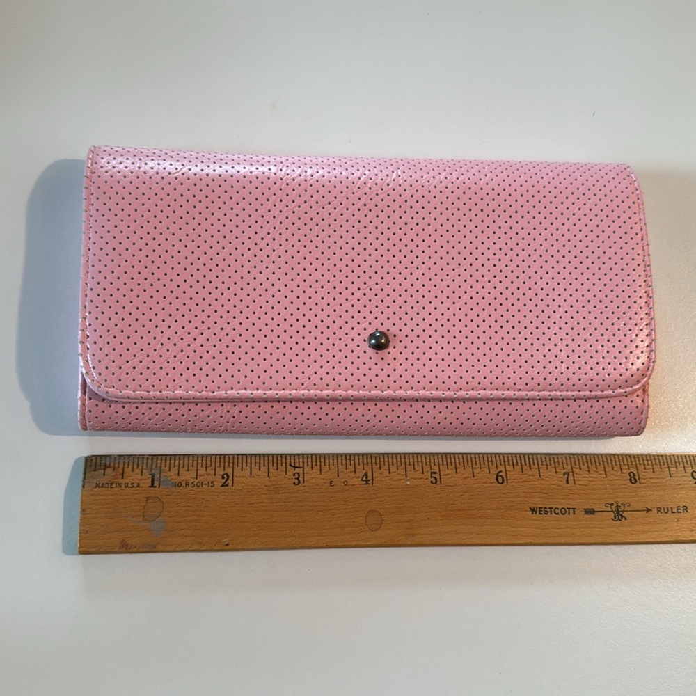 NWOT Universal Thread Perforated Tri Fold Wallet - Picture 4 of 5